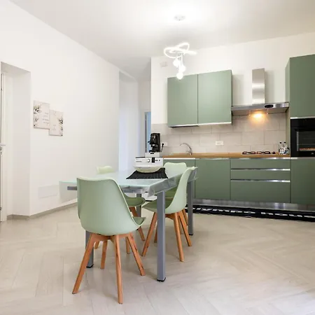 Apartment Olympo House Con Balcone