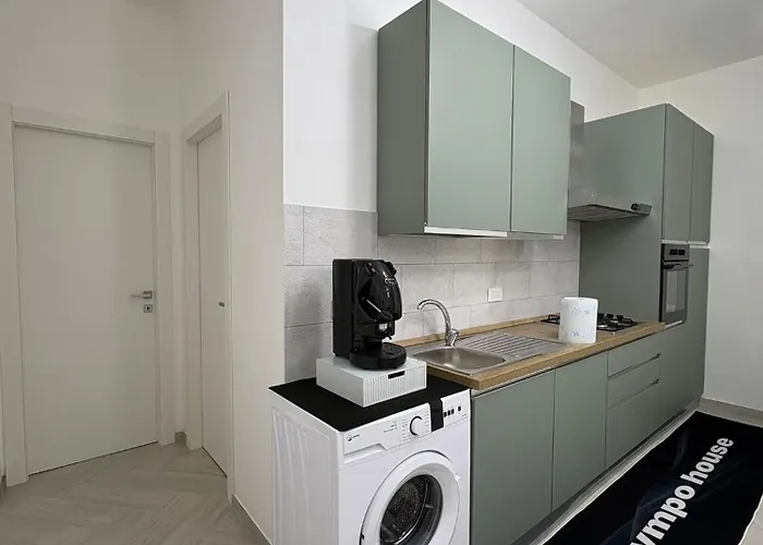 Olympo House Con Balcone Apartment *