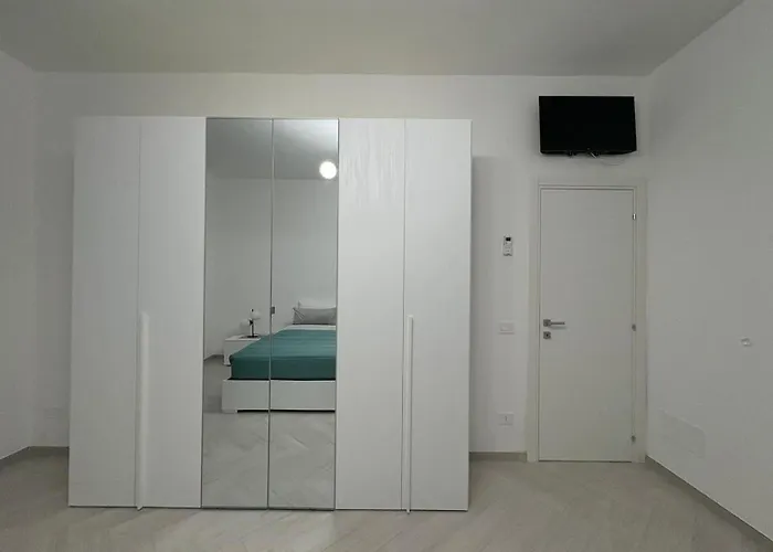 Olympo House Con Balcone Apartment *